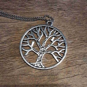 🛍 2 for $25! 🛍 Tree of Life Round Pendant Long Necklace